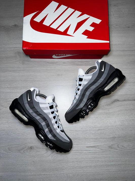 Nike Grey Jewel 95