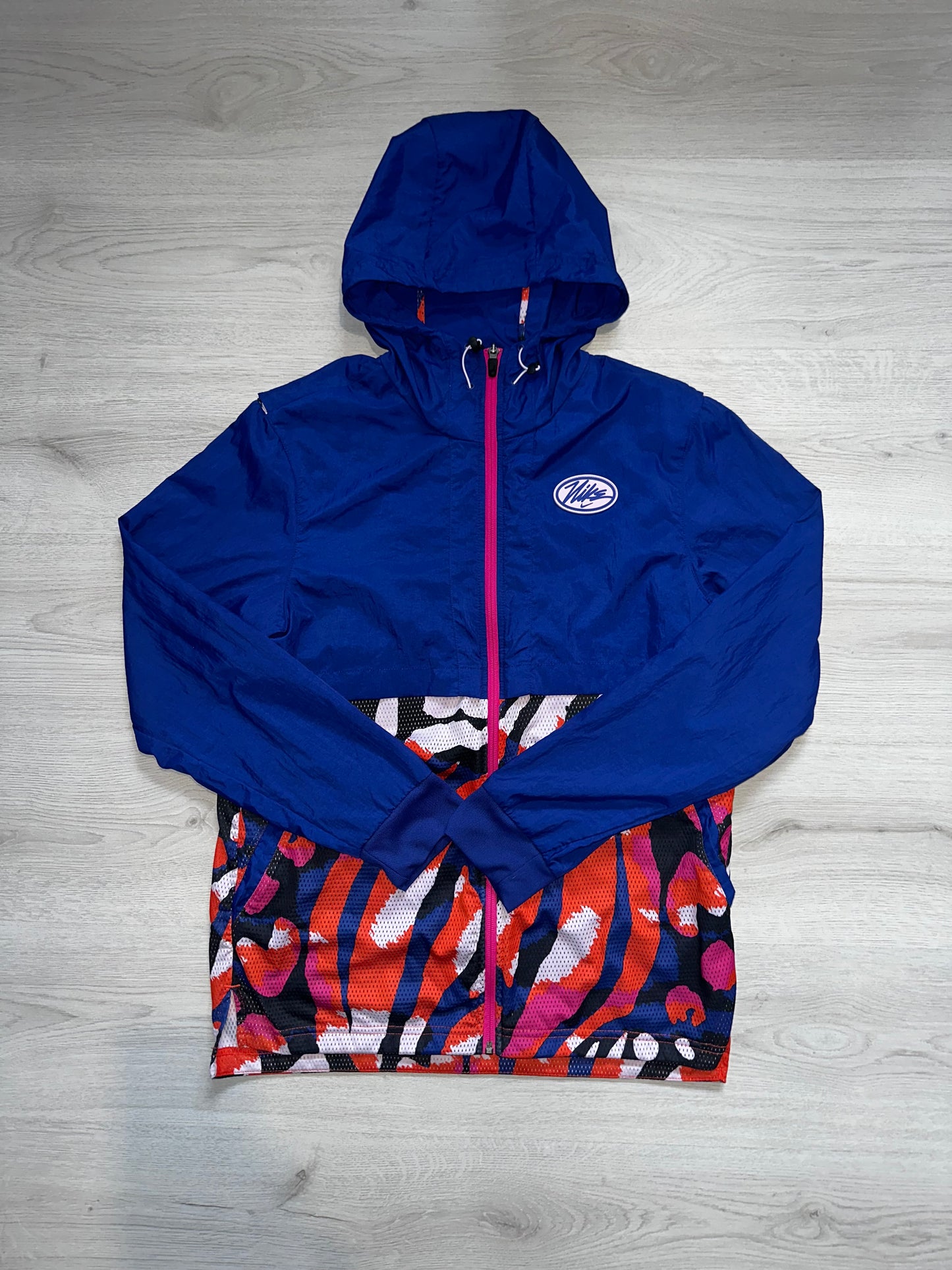 Nike Sports Clash windbreaker