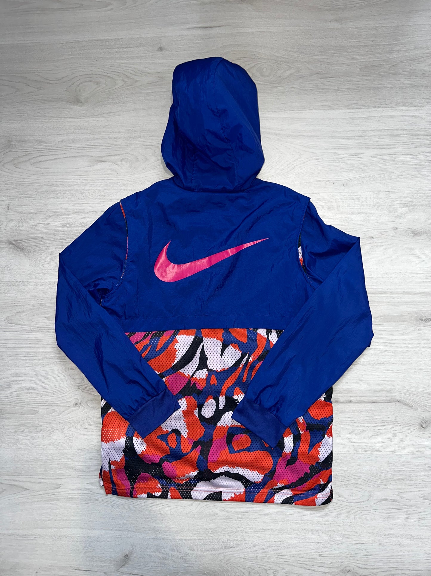 Nike Sports Clash windbreaker